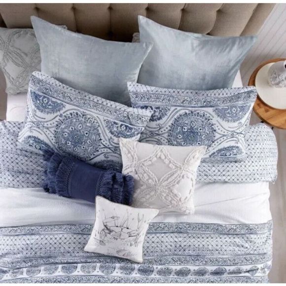 Peri Home Matelasse Medallion Full/Queen Duvet Cover Sham set Dk Blue White $270 - Picture 4 of 12